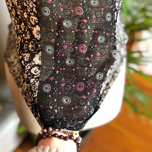 Urban Outfitters paisley shirt - Picture 3 of 5